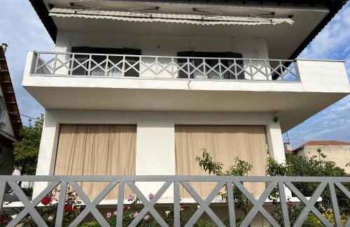 Sozopolis House | Oceanfront Villa Esmeralda: Guest Rated 9.6/10