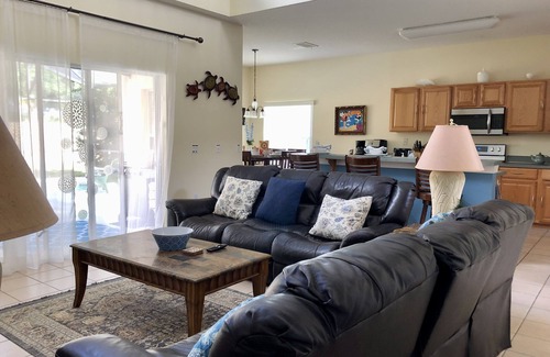 Highgate Park House | Luxury Villa, Gated Community, NON OVERLOOKED POOL FREE POOL HEAT 8.9m to DISNEY