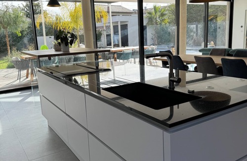 Perols Villa | Luxury villa heated pool jacuzzi sauna