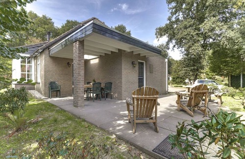 Uden Villa | Relaxing Retreat at Bedafse Bergen - Pet Friendly & Pool