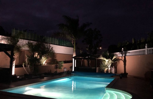 Parque Holandes Villa | Exquisite Villa Cavadero: Oceanfront Escape in Fuerteventura