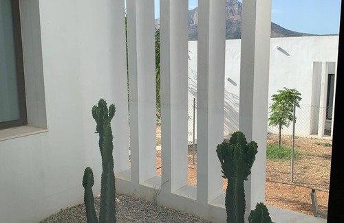 Javea House | Elegant Villa in Jávea with Private Pool & Spa Amenities