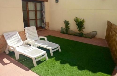 Las Casas Villa | Elegant Villa in Las Casas with Private Pool & Pet-Friendly