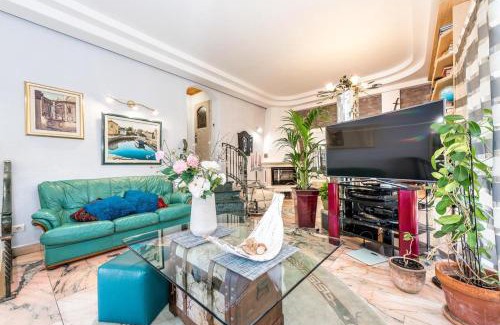 Rogoznica Villa | Elegant Villa in Rogoznica with Pool & Pet Friendly Amenities
