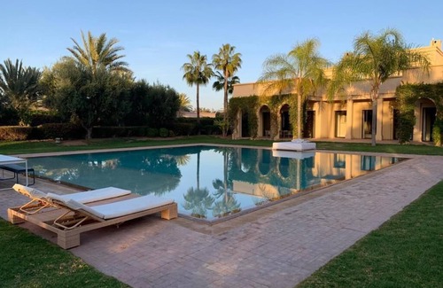 Assouel House | Elegant Villa Retreat in the Marrakech Palm Grove