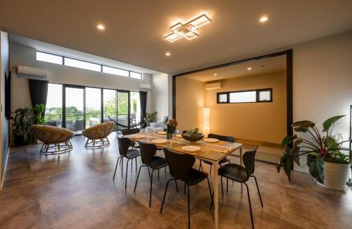 Maeda Villa | Elegant Villa Maeda: Family-Friendly Retreat Awaits