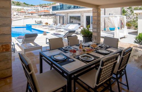 Ravno Villa | Elegant Villa Miriam: Private Pool & Ocean Views Near Dubrovnik