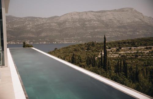 Zrnovo Villa | Elegant Villa Morello Korcula with Heated Pool & Ocean Views