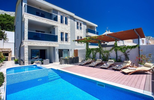 Duce Villa | Paradise Villa: Heated Pool, Oceanfront & 10/10 Guest Rated