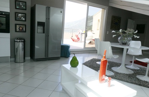 Alata Villa | Elegant Villa with Pool Overlooking the Breathtaking Bay