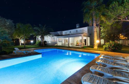 Santa Pola Villa | Premium Villa Salinas: 4-Star Family-Friendly Retreat