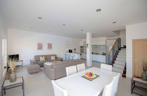 Zavala Villa | Premier Villa Rock with Pool & Ocean View near Dubrovnik