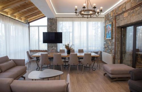 Moscopole Villa | Unforgettable Villas in Albania - Family-Friendly Retreat