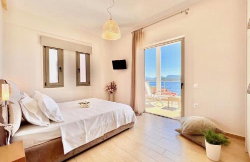 Perigiali Villa | Elegant Villa San George with Private Pool & Ocean View