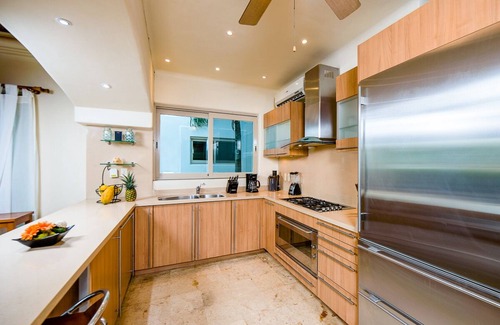 Playacar Fase I Villa | Stunning Villa Steps from the Caribbean with Beach Access