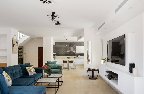 Netanya Villa | Luxury Villa, Terrace with SEA VIEW in the center