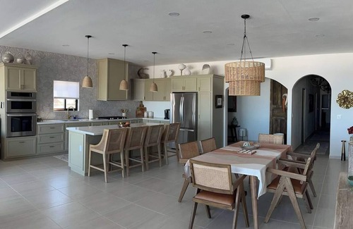 San Felipe House | Luxury Villa w/Ocean views, Private Pool & Hot Tub. Steps from the beach!