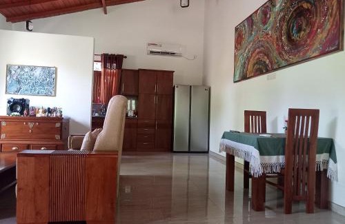 Hettimulla Hotel | Elegant Villa with Free Wi-Fi and Top Guest Ratings