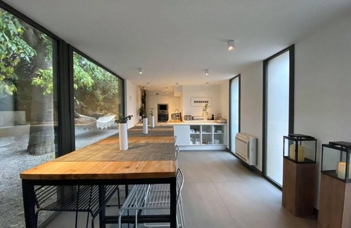 Carcassonne House | Elite Villa with Pool Near City - Perfect for Families