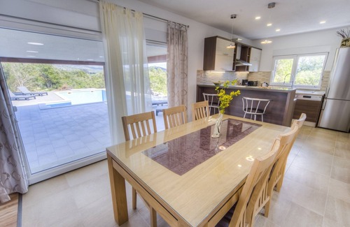 Marina House | Elegant Villa with Heated Pool - Marina-Trogir Getaway