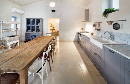 Scicli Villa | Exclusive Villa in Scicli with Pool and Outdoor Kitchen