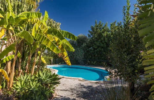 Silves Villa | Elegant Villa with Private Pool and Spa Amenities