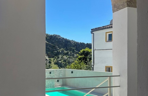 Montejaque Villa | Elegant Villa with Private Pool in Montejaque, Ronda