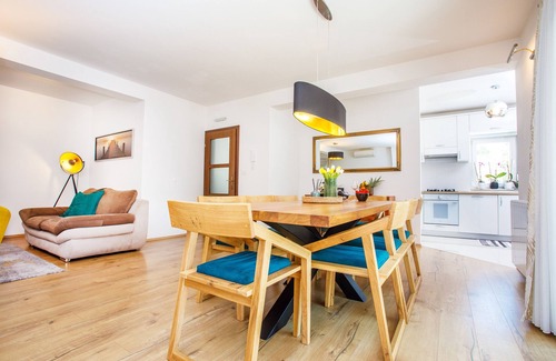 Runovici Villa | Exclusive Villa Retreat with Private Heated Pool & Spa