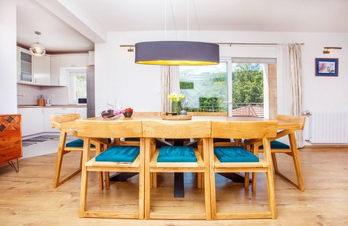 Runovici Villa | Exclusive Villa Retreat with Private Heated Pool & Spa