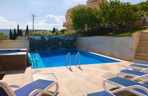 Blagaj Villa | Elegant Villa with Private Pool, Jacuzzi & Ocean View
