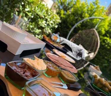 Sapanca Villa | Luxury Villa with Private Pool Garden Lake View in Sapanca