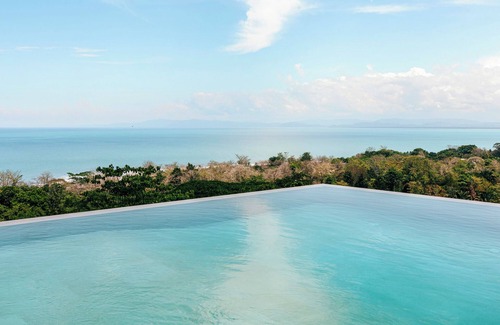 Pavones House | Luxury villa with spectacular views of Pavones point surf break