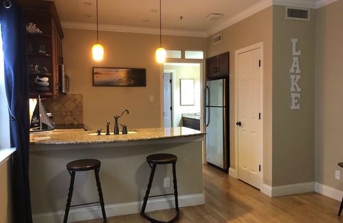 Lago Vista Condo | Breathtaking Lake View Villa with Pool & Spa Amenities