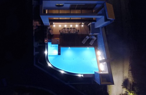 Brela Villa | Indulge in Brela's Infinity Pool Villa with Ocean Views