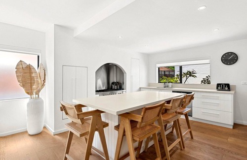 Mosman House | Discover Balmoral Luxe Escape: Steps from the Beach!
