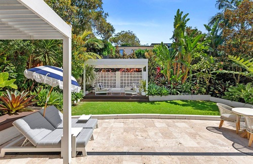Mosman House | Discover Balmoral Luxe Escape: Steps from the Beach!