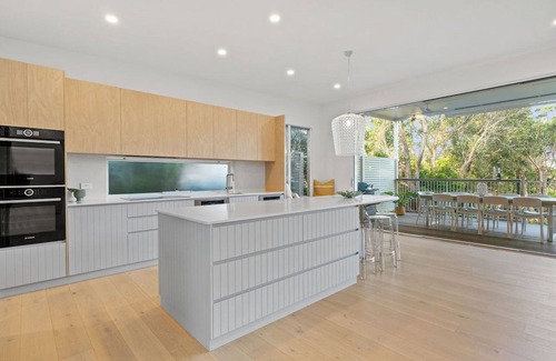 New Brighton House | Experience The Break: Heated Pool, Spa & Family Friendly