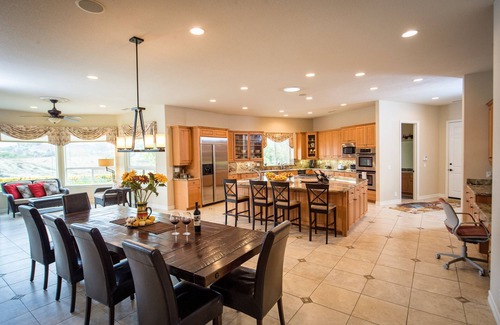 Temecula House | Vineyard Estate on Deportola Wine Trail with Scenic Views