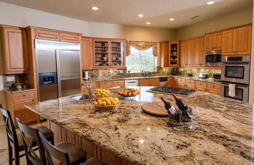 Temecula House | Vineyard Estate on Deportola Wine Trail with Scenic Views