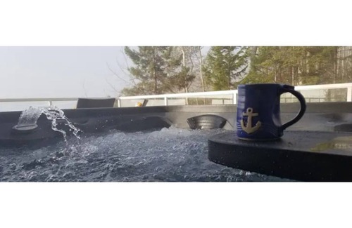 Dufferin Apartment | Idyllic Retreat with Hot Tub, Fire Pit & Scenic Kayaks