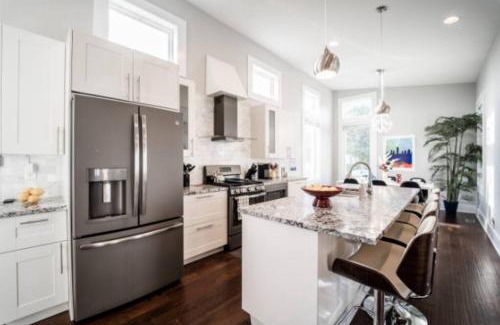 Fountain Square House | Relaxing King Suite with Soak Tub & Backyard Oasis