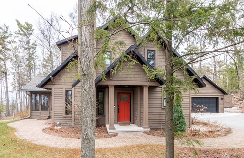 Sturgeon Bay House | Exclusive Water View Retreat Near Downtown Egg Harbor