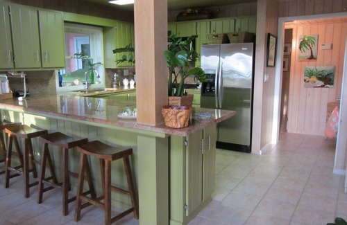 Lubbers Quarters Cay House | Waterfront Junkanoo Villa with Private Dock & Pool