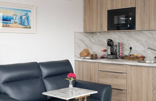 Enniskillen Cabin | Waterside Self-Catering Cabins with Spa and Hot Tub