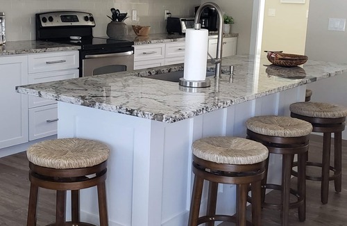 Springs at Kings Bay House | Experience Crystal River: Waterfront Pool Home with Dock