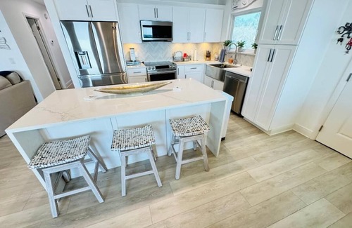 Crystal River House | Tranquil Waterfront Retreat with Private Dock and Pool