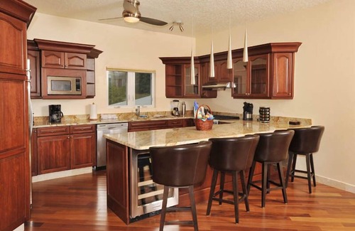 Estate Enighed Condo | Tranquil Waterfront Spa Villa Steps from Cruz Bay