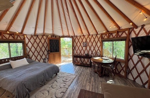Mineral Wells Cabin | Pet-Friendly Luxury Yurt with Exceptional 10/10 Rating