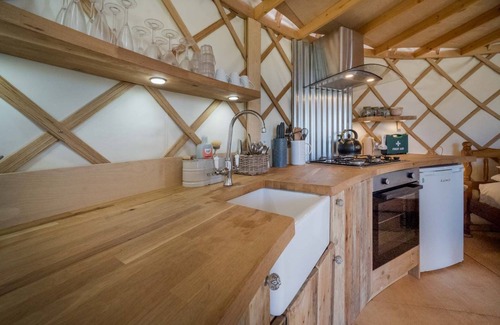 Sandown Cottage | Enchanting Yurts on The Garlic Farm with Breakfast Included