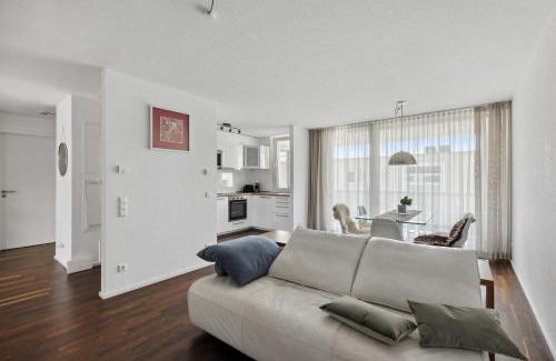 Boeblingen Apartment | Family-Friendly 4-Star Apartment with Balcony & Parking